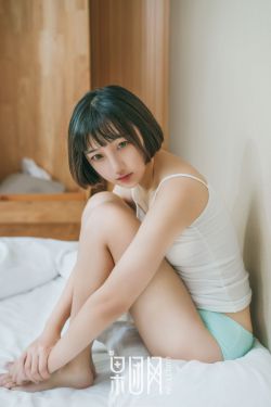 动漫美女挤奶